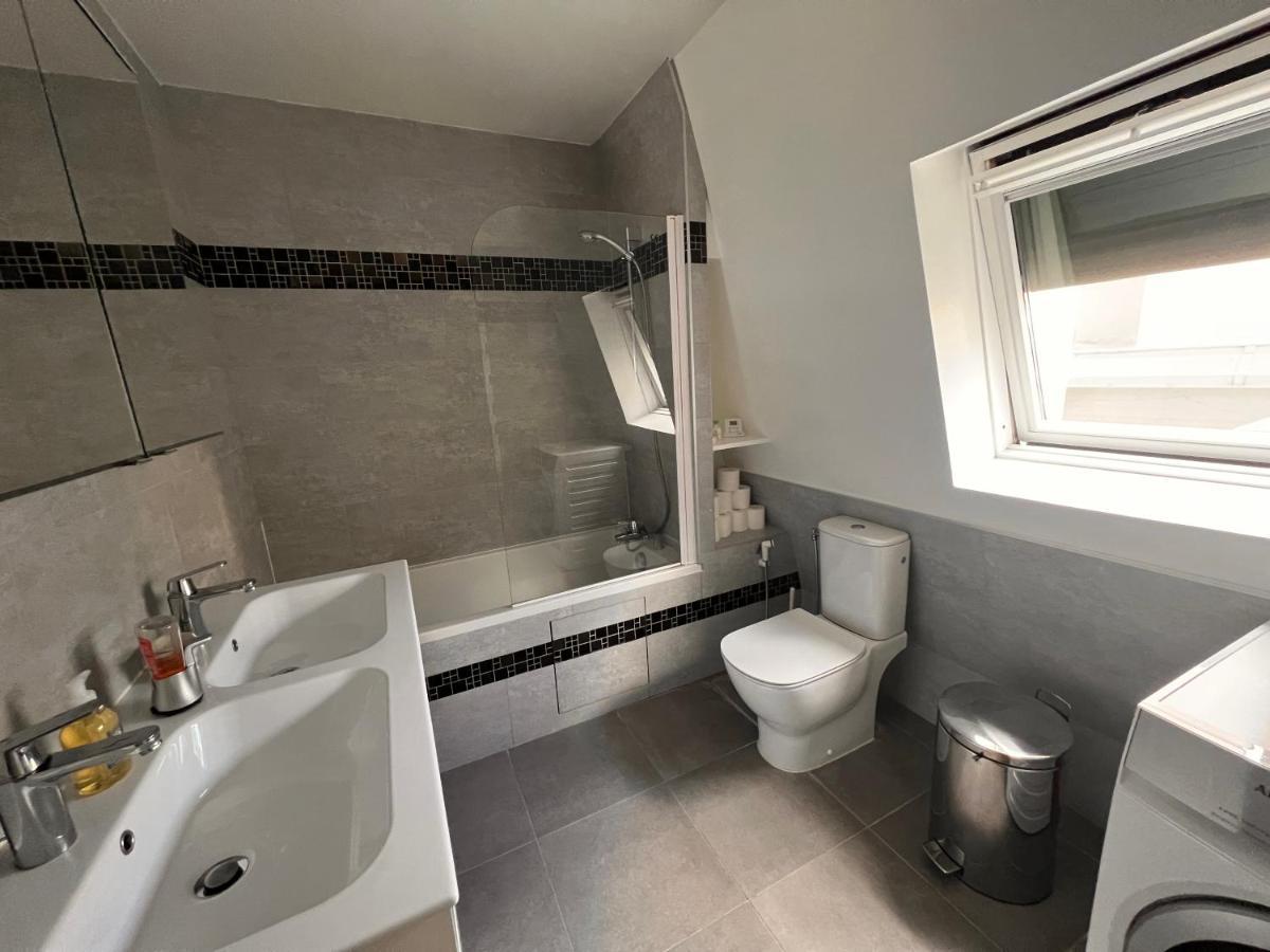 Appartement Champs-Elysees - Hala Paris Eksteriør billede